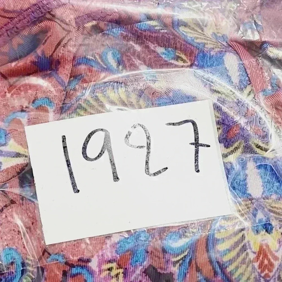 Garnet Hill Paisley Printed Crewneck Long sleeve T Shirt Stretched S Women's - Picture 7 of 7